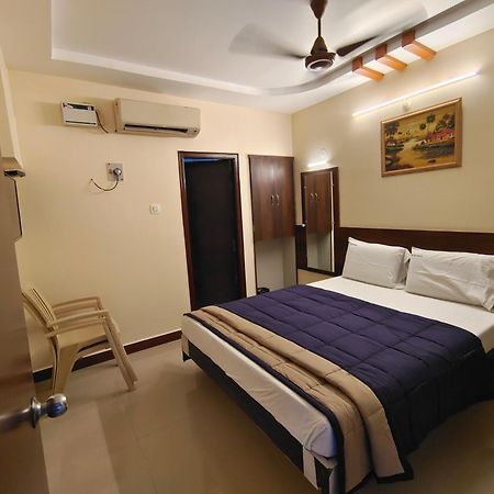 Hotel Dkr Residency Тирупати Екстериор снимка