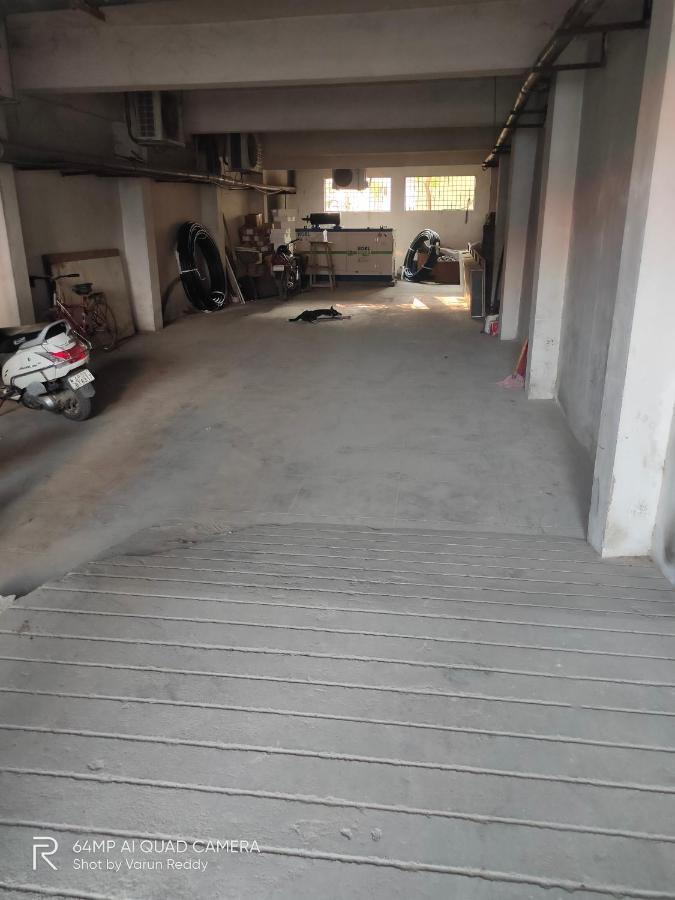 Hotel Dkr Residency Тирупати Екстериор снимка