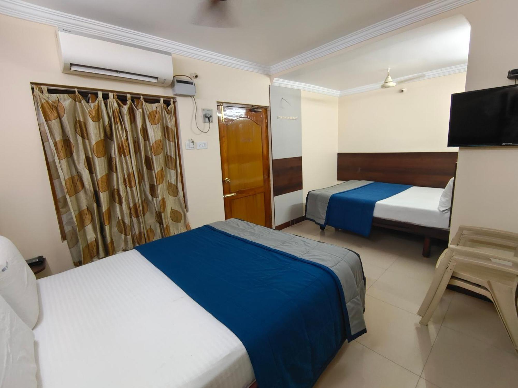 Hotel Dkr Residency Тирупати Екстериор снимка