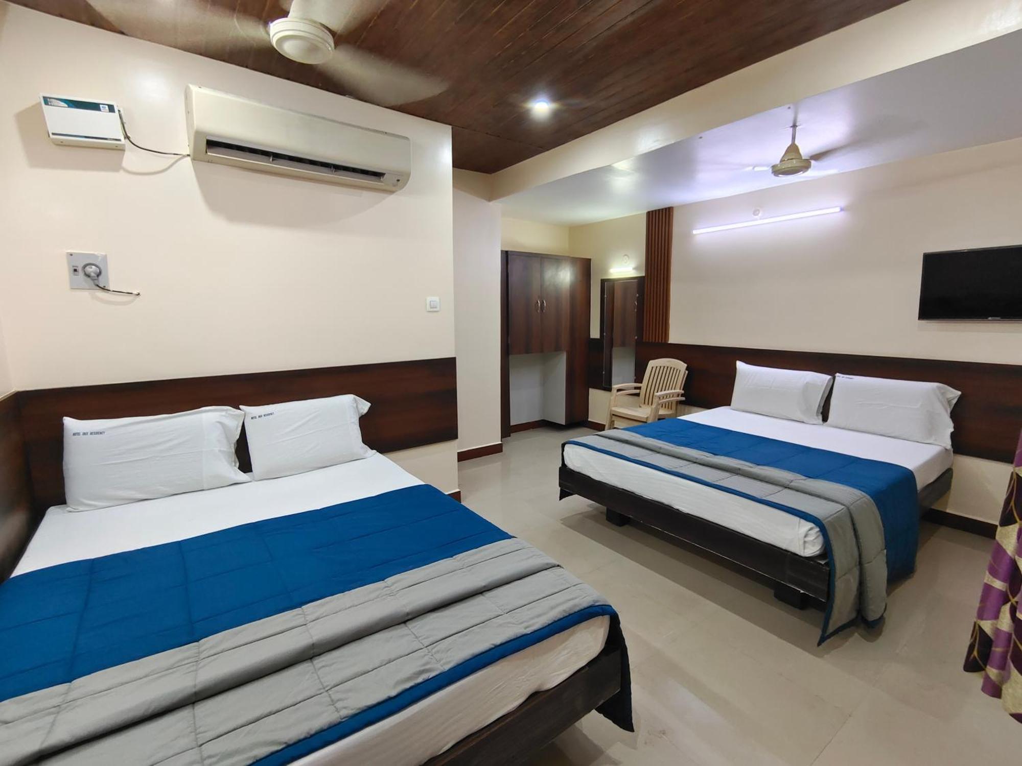 Hotel Dkr Residency Тирупати Екстериор снимка