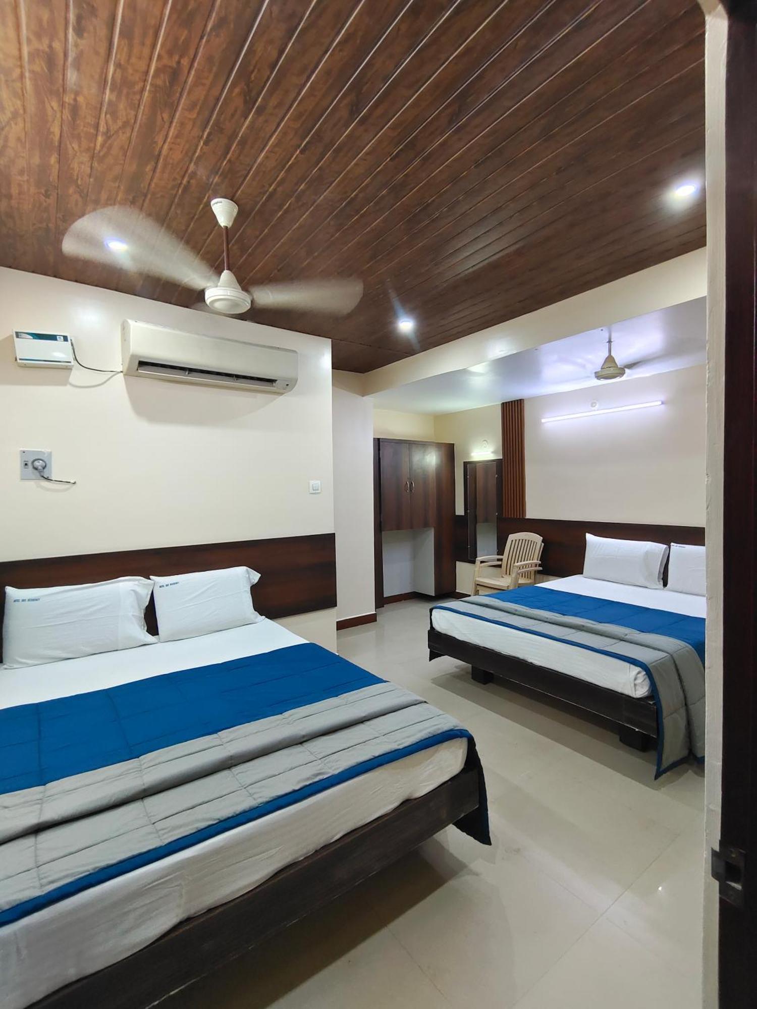 Hotel Dkr Residency Тирупати Екстериор снимка